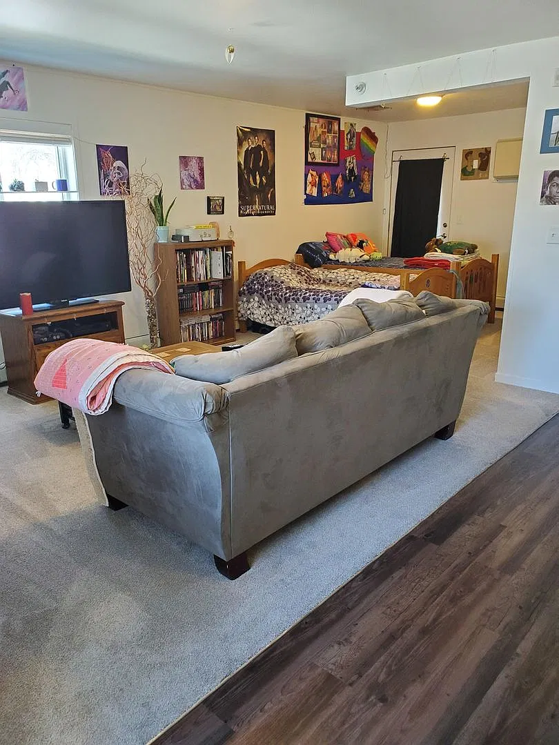 Rhett's Row — Photo 2