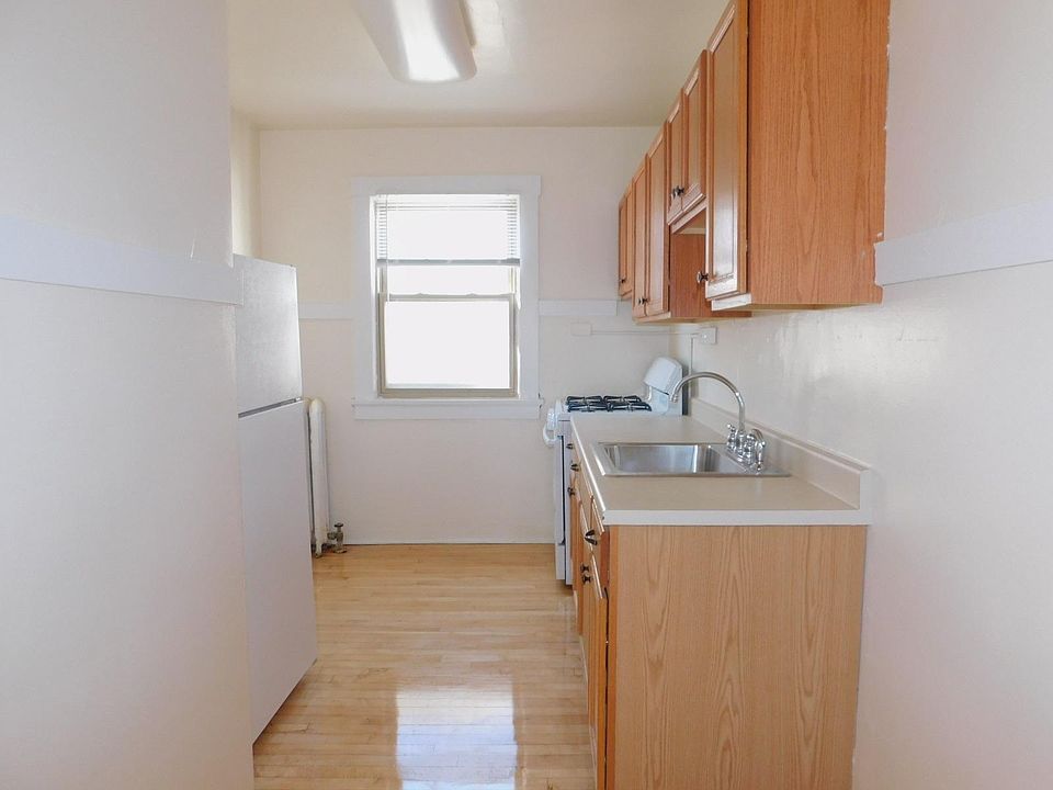 1st image of 1806 Central St #Abbab6eae