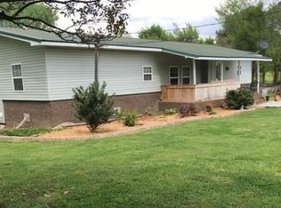 1535 Leonard Bridge Rd, Chatsworth, GA 30705