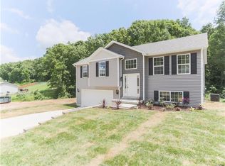 4750 Land Rush Dr, House Springs, MO 63051