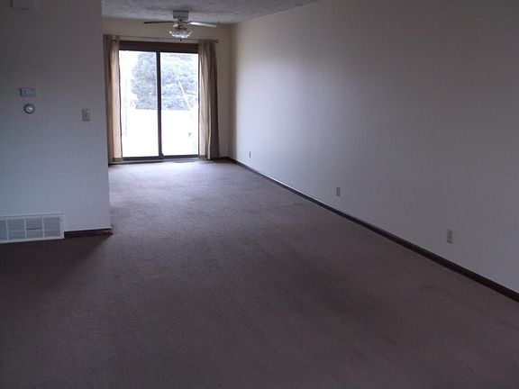 5th image of 2903 W Koenig St