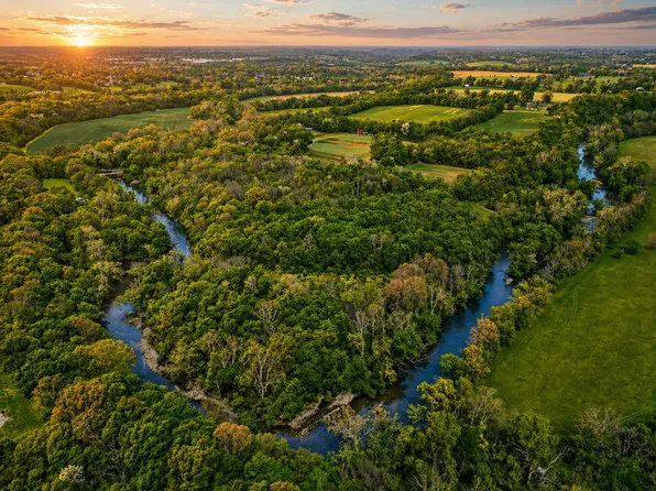 412 S Scruggs Ln, Frankfort, KY 40601