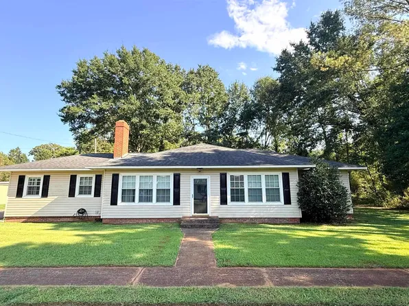 306 W Roberts Ave, Talladega, AL 35160