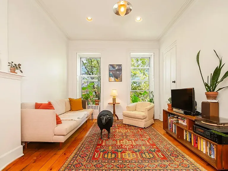 464 Macon St #2 — Photo 1