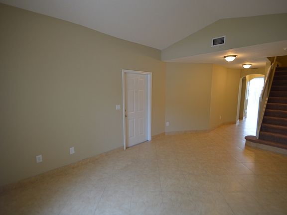5th image of 4939 Leeward Ln #3206