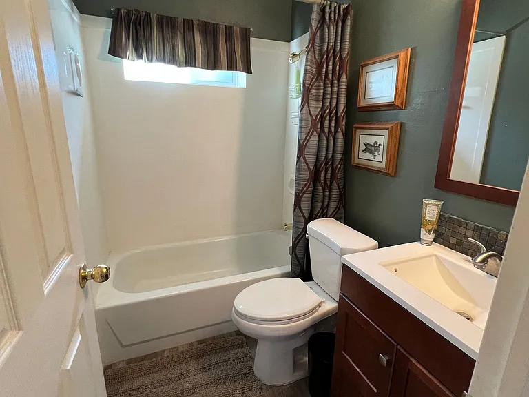 1802 W 700 S — Photo 11