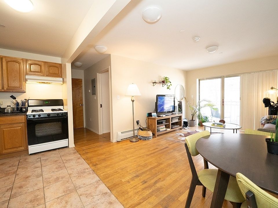 1st image of 31-32 31st St #4BB