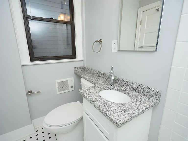1440 Chapin St NW — Photo 7