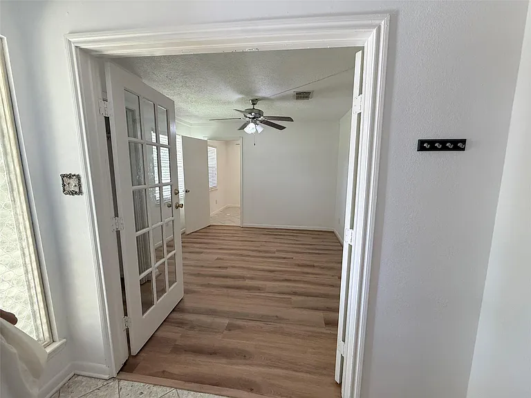 12214 Corona Ln — Photo 27