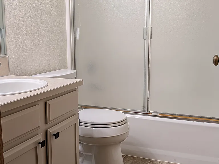 Main Bathroom