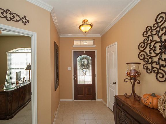 Front Entry, tile floors,