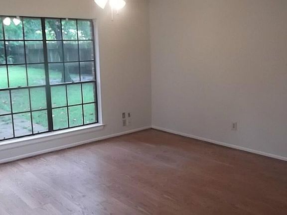 5th image of 2625 Sawyer Dr