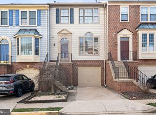 46924 Rabbitrun Ter, Sterling, VA 20164