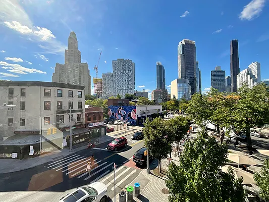 Rented by Compass | media 37