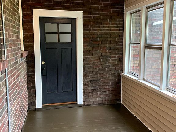 3rd image of 2573 Westpoint Dr
