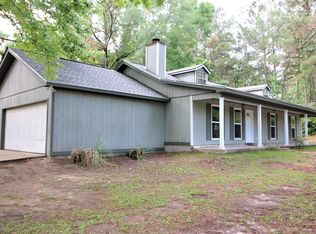 24 Hanberry Rd, Hattiesburg, MS 39402
