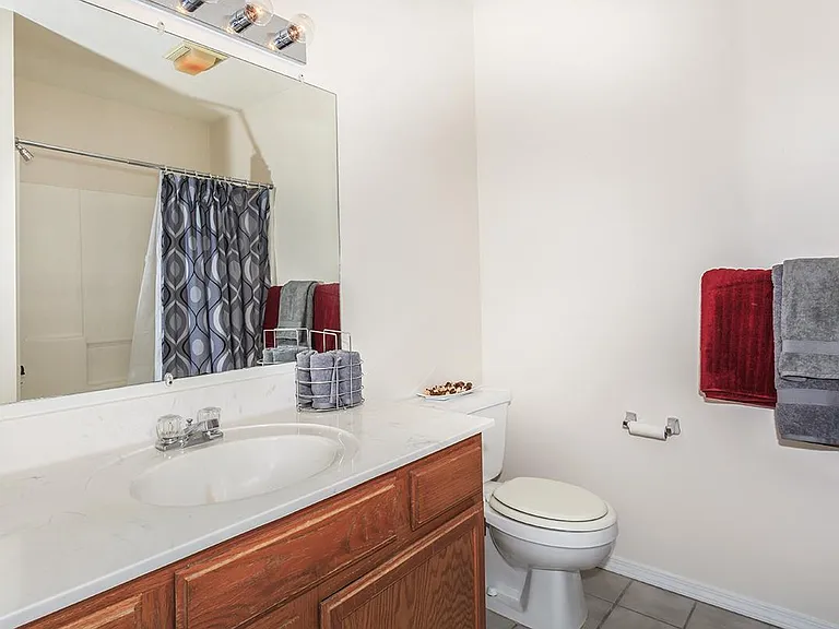 Modern Bathroom