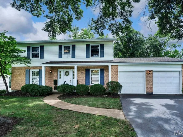 442 Wildwood Pkwy, Ballwin, MO 63011