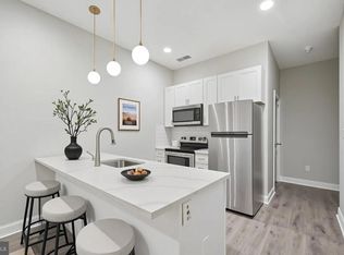 1236 W Airdrie St #B, Philadelphia, PA 19140