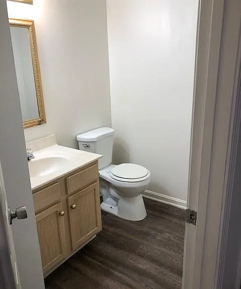 430 S 24th St — Photo 3