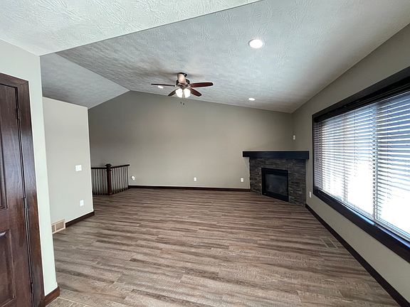 2nd image of 5918 S Mandy Ave #5918