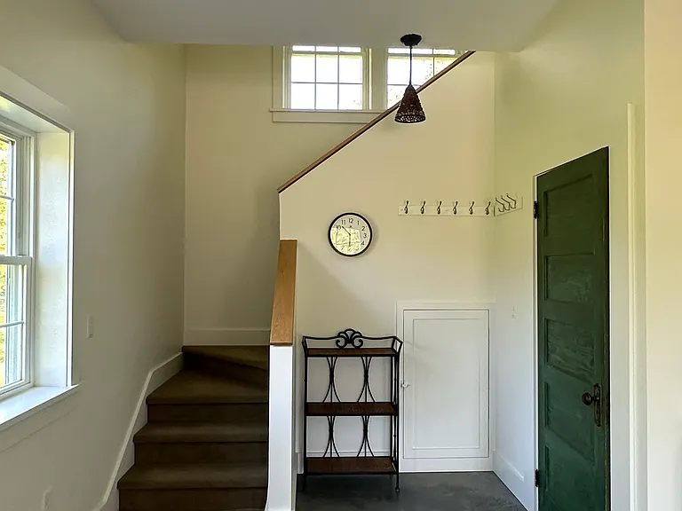 441 W Shore Rd — Photo 20