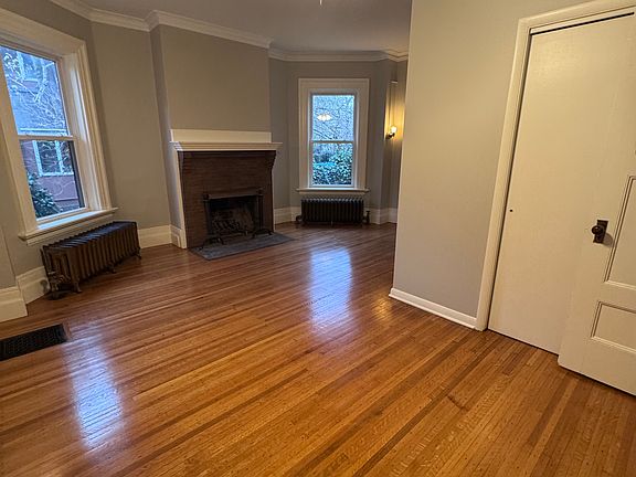 4th image of 13 S Goodman St Unit 2