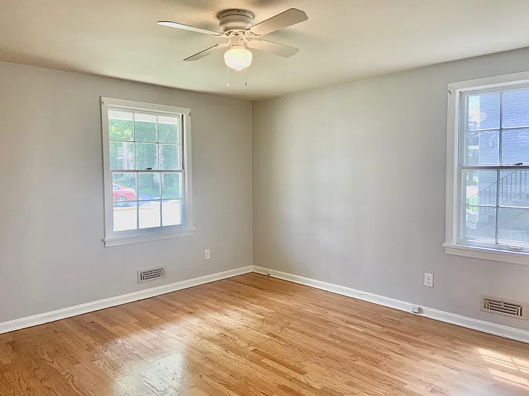 615 Cabell Dr — Photo 4