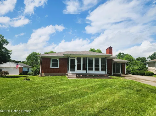 3906 Valley Station Rd, Louisville, KY 40272