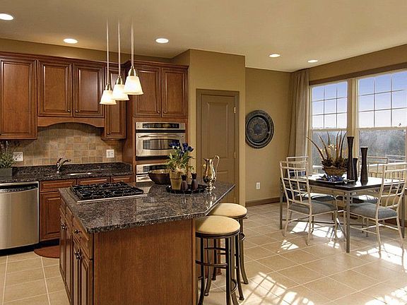 Berkley Kitchen and Breakfast Area