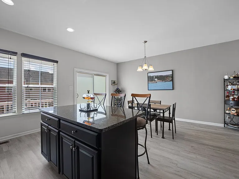 4014 Luminary Dr — Photo 10