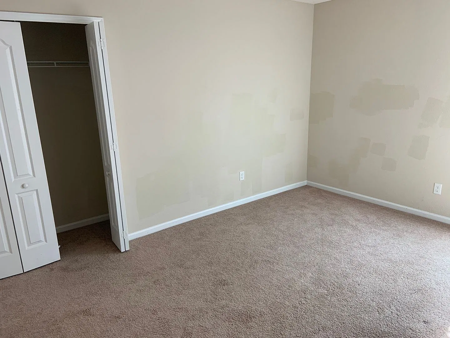 Azalea Ridge 3BR/2BA Available Now — Photo 2