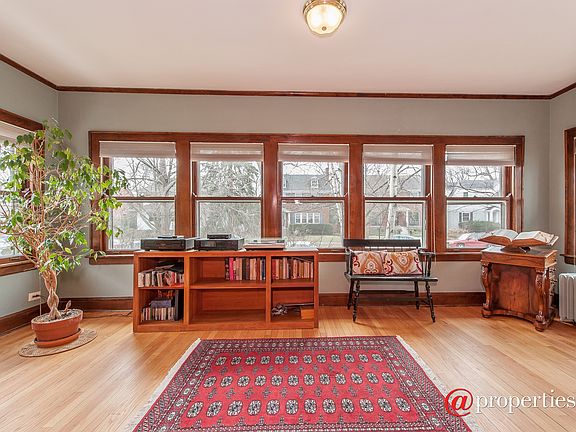Sun Room/Family Room