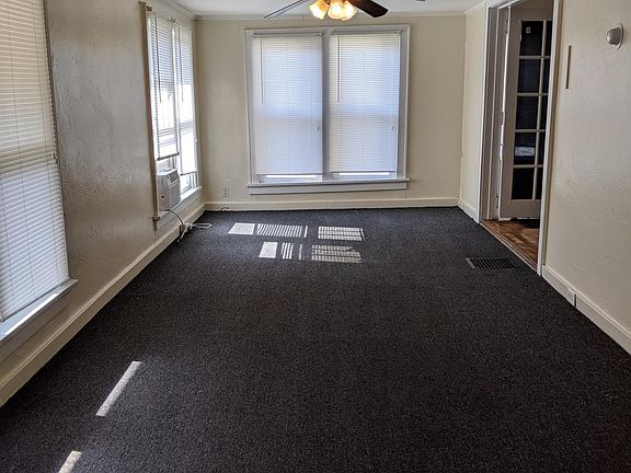 2nd image of 112 W Hickory St APT 4