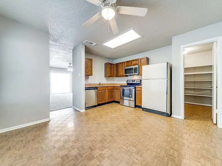 7359 Corian Park Dr — Photo 12