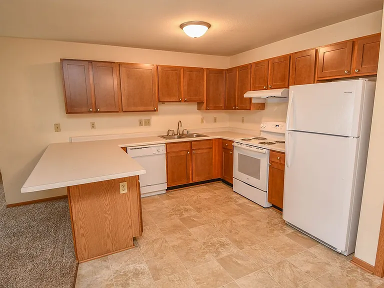 128 Deer Creek Ct — Photo 5