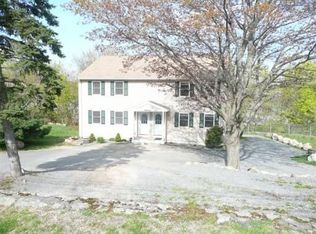 24 Cherry St, Gloucester, MA 01930