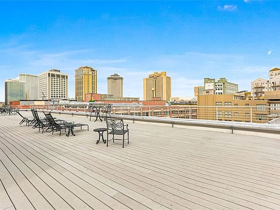 2nd image of 404 Notre Dame St APT 23