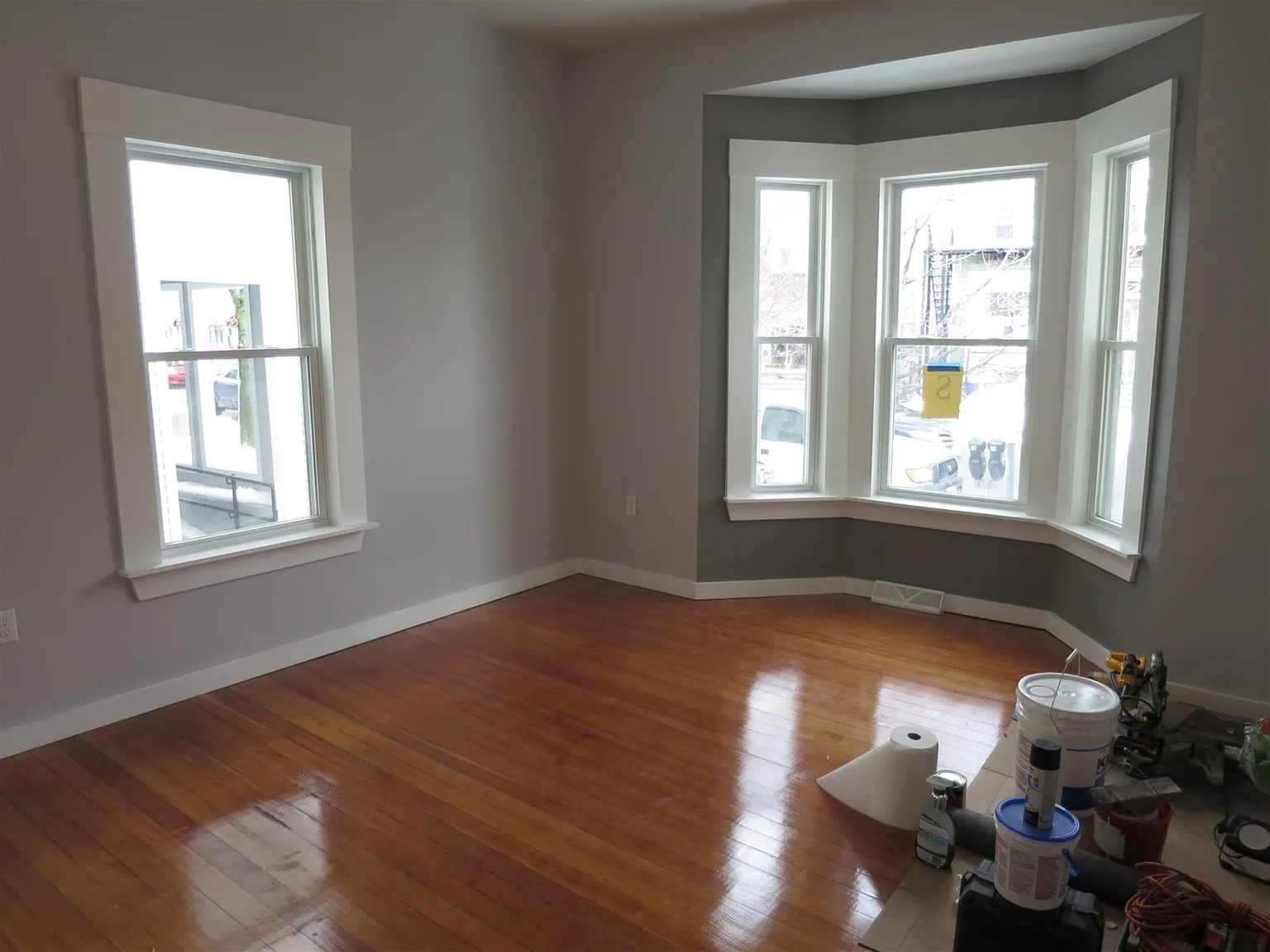 2 bed, 900 sqft, $3,100 — Photo 4