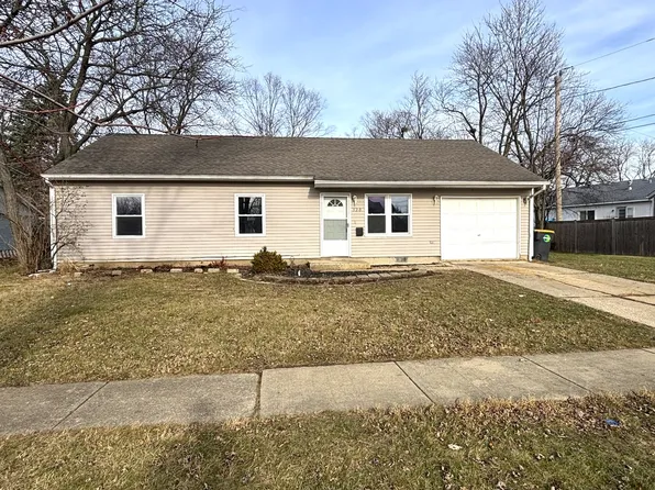520 Lacy Ave, Streamwood, IL 60107