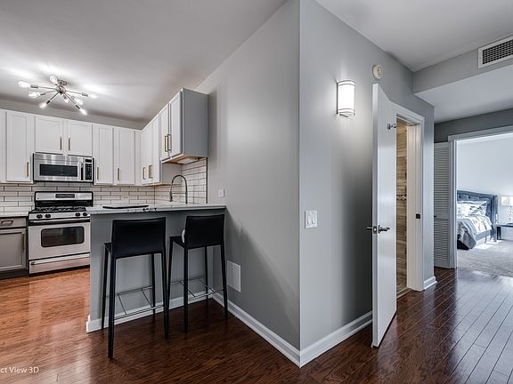 4th image of 1111 S Wabash Ave APT 2207