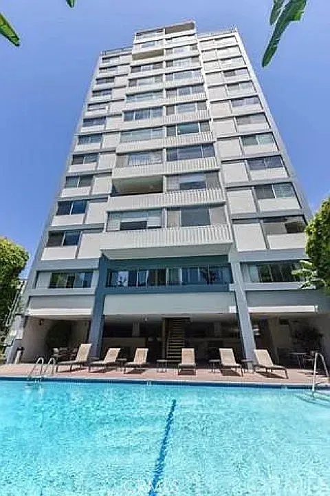 1 bed, 754 sqft, $3,200 — Photo 1