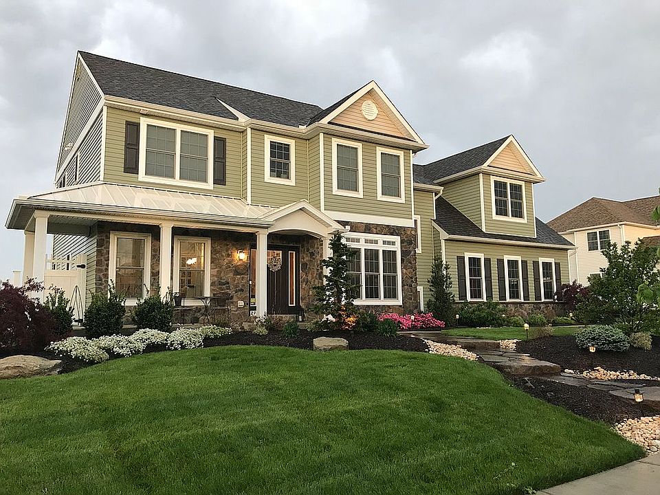 1st image of 298 Palmetto Dr