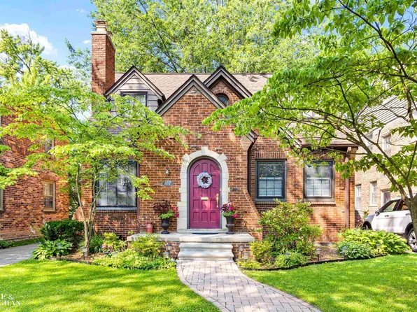 417 Moran Rd, Grosse Pointe Farms, MI 48236