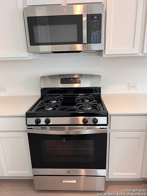 4 bed, 2.5 bath, 1536 sqft, $1,600 — Photo 3