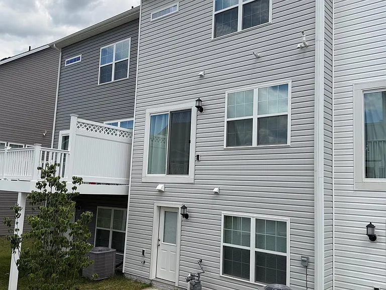 1235 Greylock Ln — Photo 28