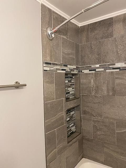 1st image of 8415 Pioneer Dr