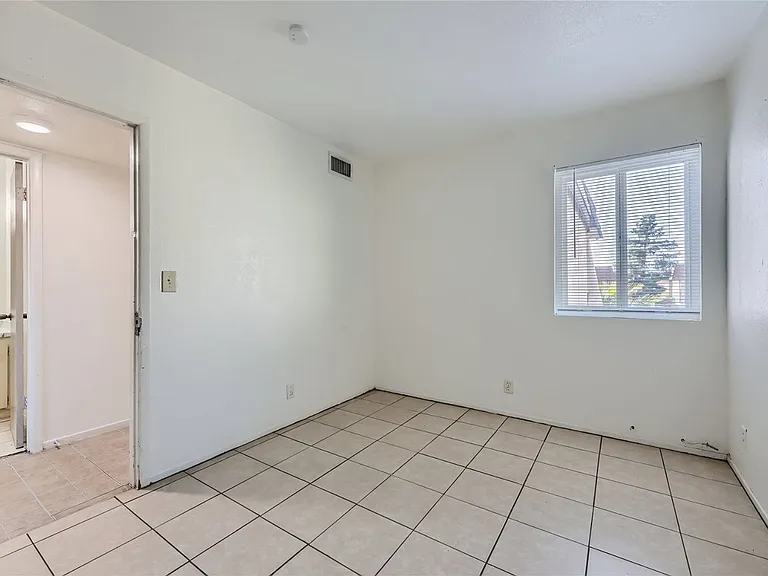 3604 Thomas Ave #4 — Photo 14