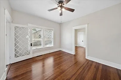 1326 Riverside Dr — Photo 10