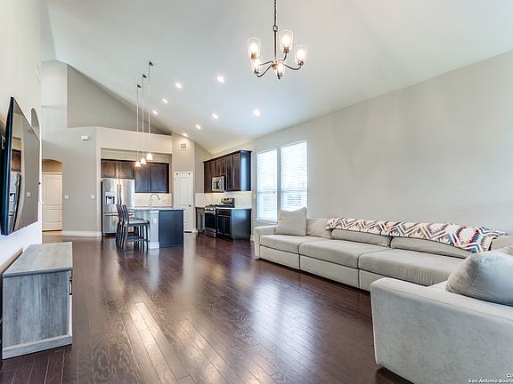 5th image of 7627 Paraiso Hill